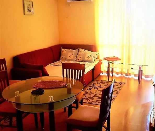 Zora Апартаменты *